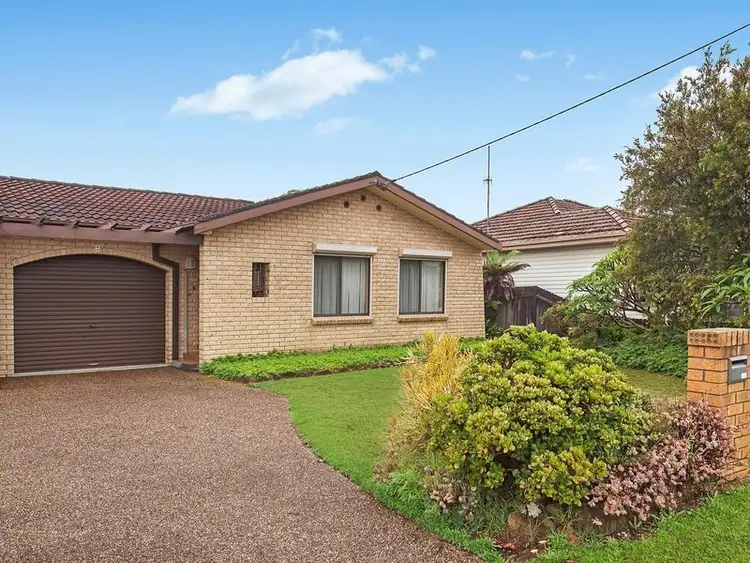 2/108 Booker Bay Road, Booker Bay NSW 2257