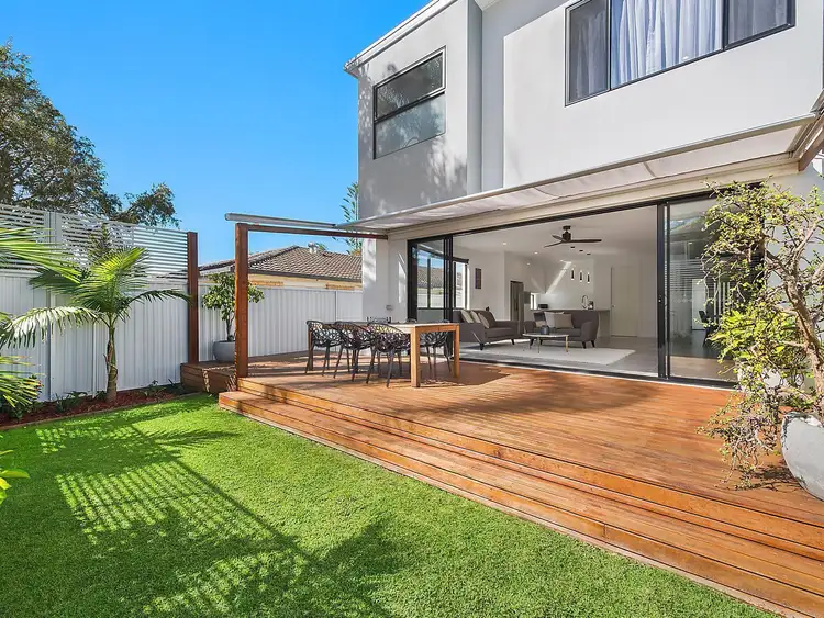 Sixth view of Homely house listing, 2/7 Boodera Road, Palm Beach QLD 4221