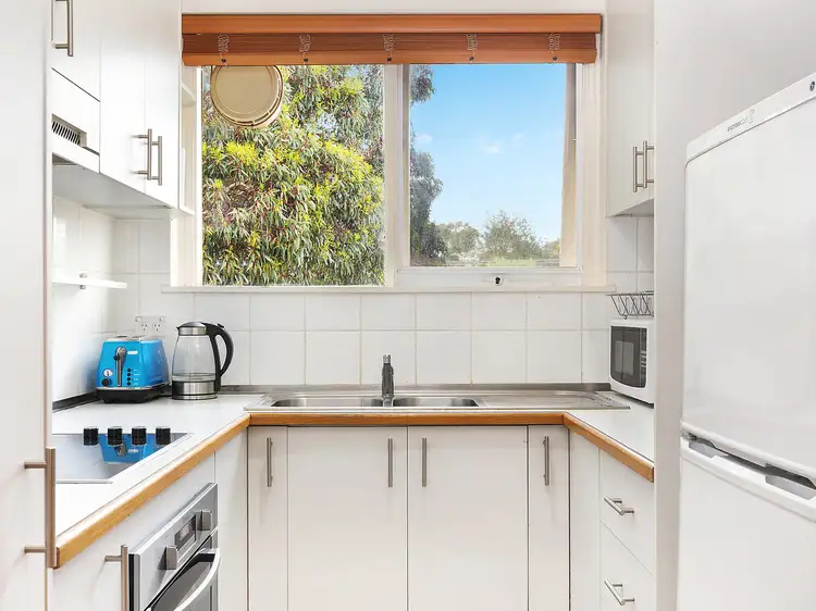 Fourth view of Homely apartment listing, 10/21-25 Roydon Street, Hampton East VIC 3188