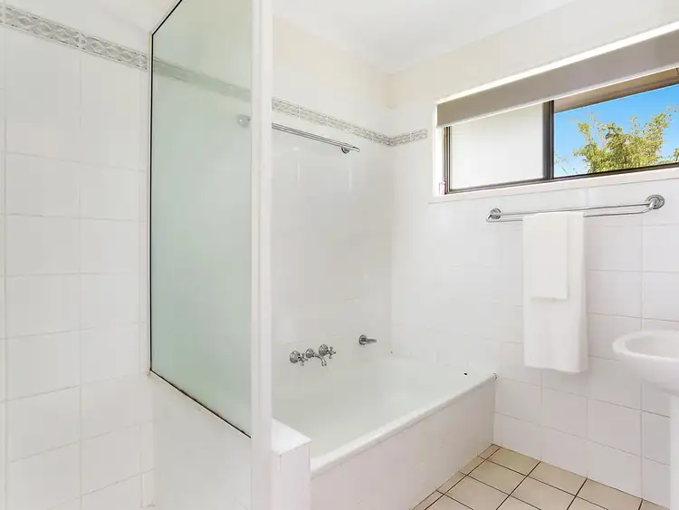 Sixth view of Homely house listing, 2 Little John Street, Daisy Hill QLD 4127