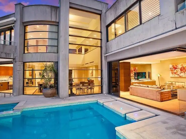 23 The Lido, Isle Of Capri QLD 4217