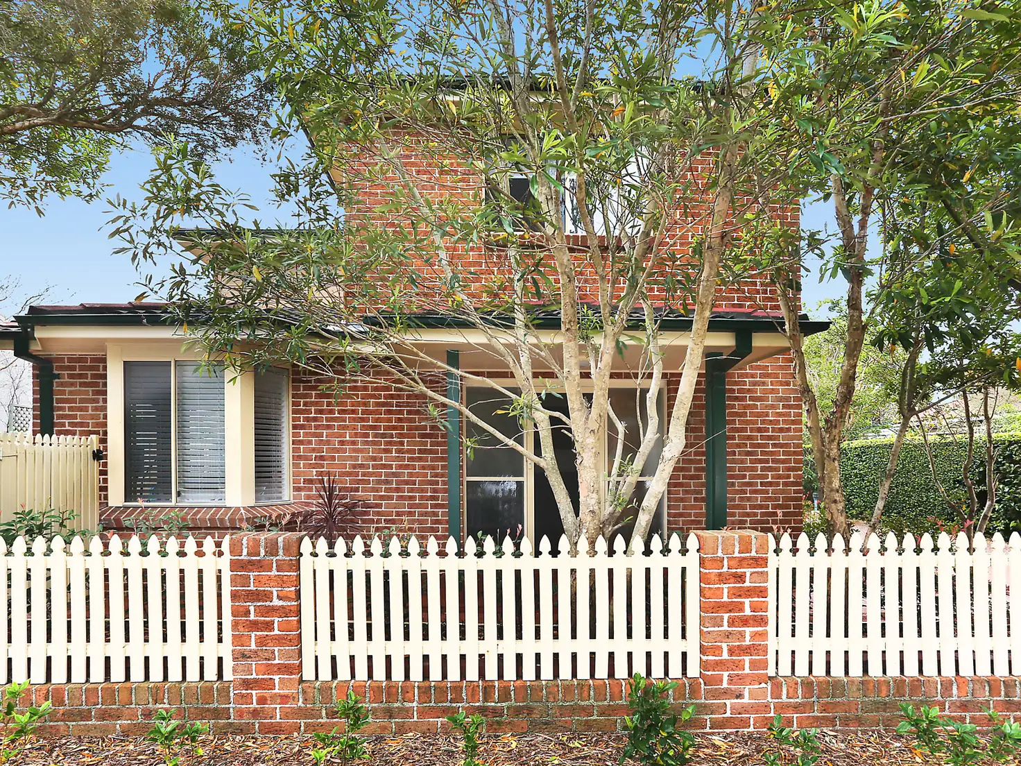 Main view of Homely townhouse listing, 1/8A Balgownie Road, Fairy Meadow NSW 2519