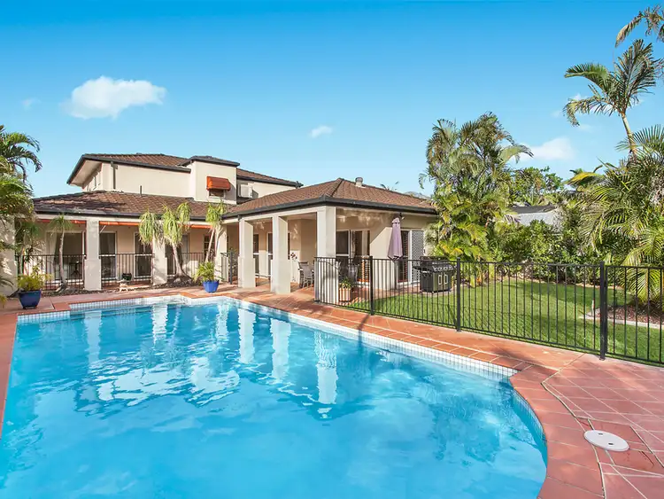 7 Cheval Court, Benowa Waters QLD 4217