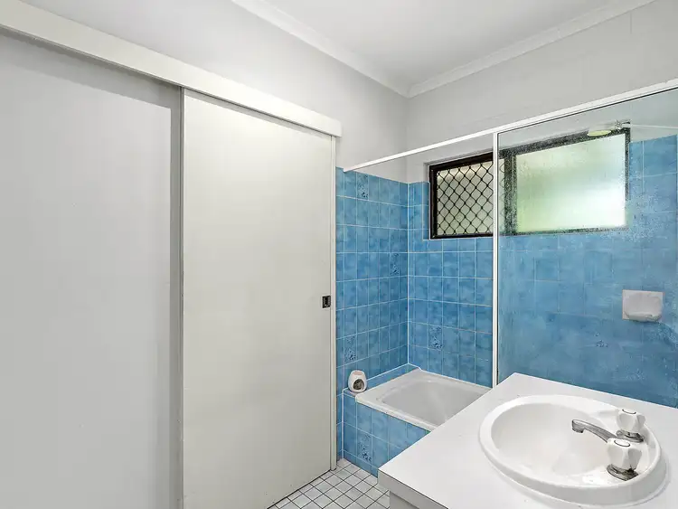 Fifth view of Homely house listing, 4 Whelk Street, Trinity Beach QLD 4879