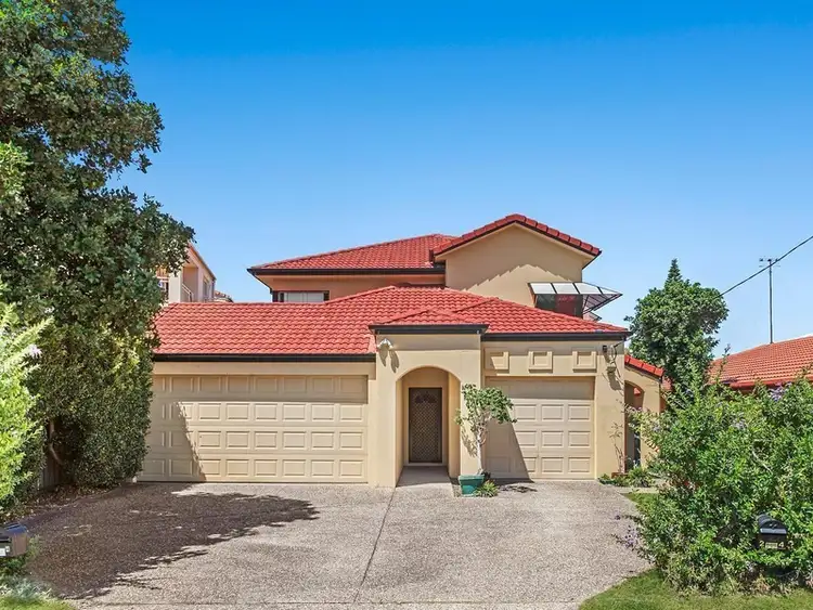 Main view of Homely townhouse listing, 1/4 Tenth Avenue, Palm Beach QLD 4221