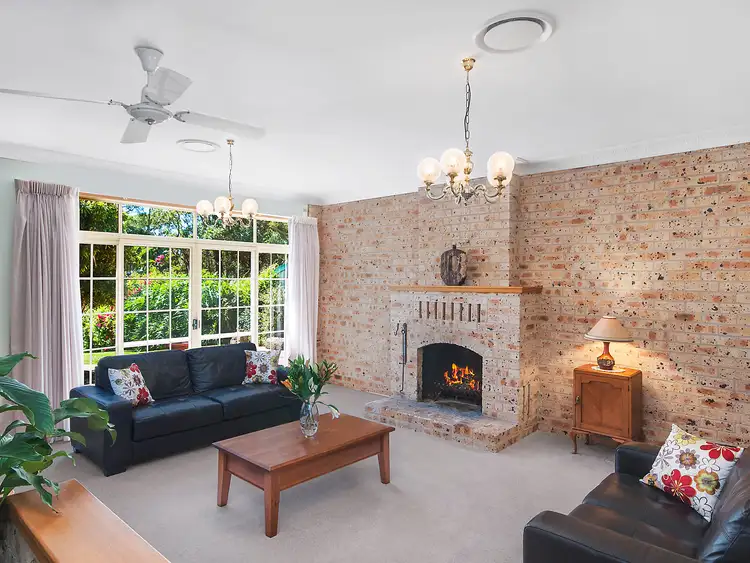 17 Harrison Street, Belmont North NSW 2280