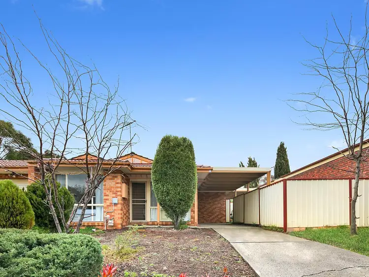 8 Gang Gang Court, Ngunnawal ACT 2913
