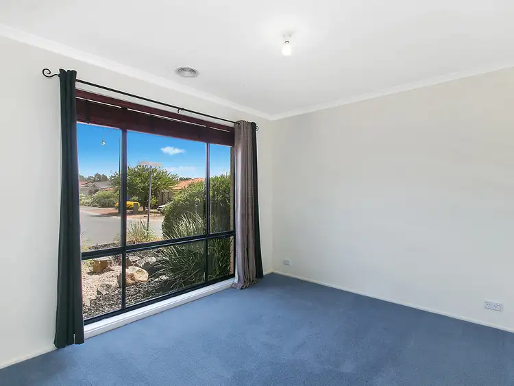 Fourth view of Homely house listing, 10 Sunshine Loop, Dunlop ACT 2615