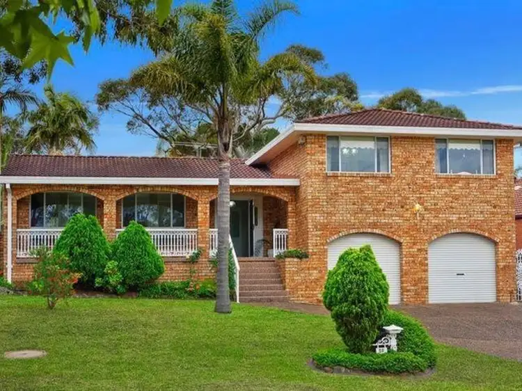 44 Osprey Drive, Illawong NSW 2234