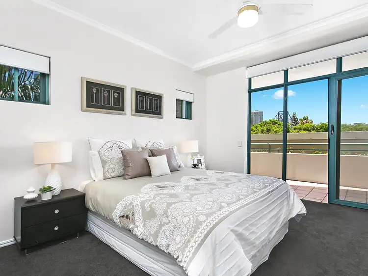 Sixth view of Homely apartment listing, 31/10 Goodwin Street, Kangaroo Point QLD 4169
