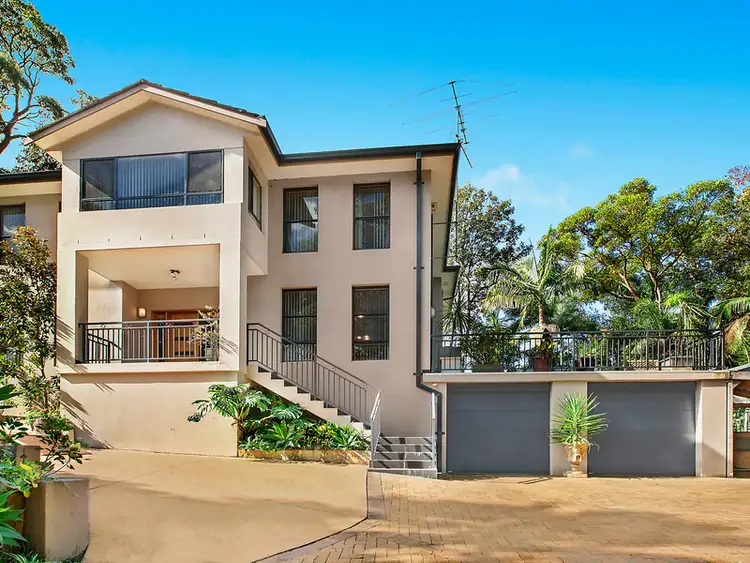 11 Panaview Crescent, North Rocks NSW 2151