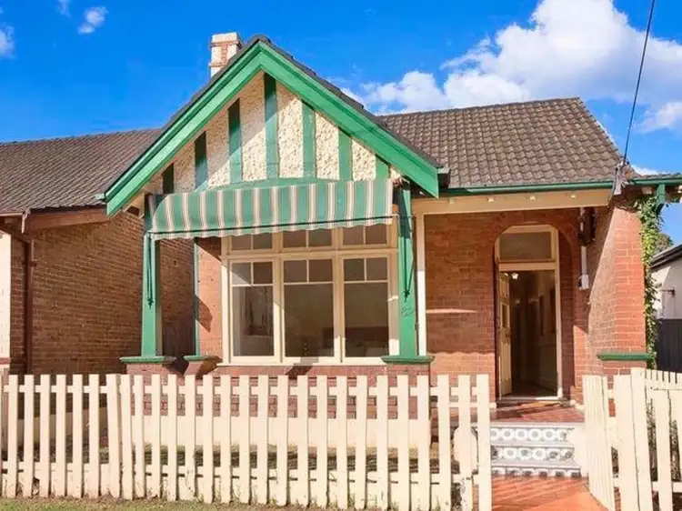 82 Doncaster Avenue, Kensington NSW 2033