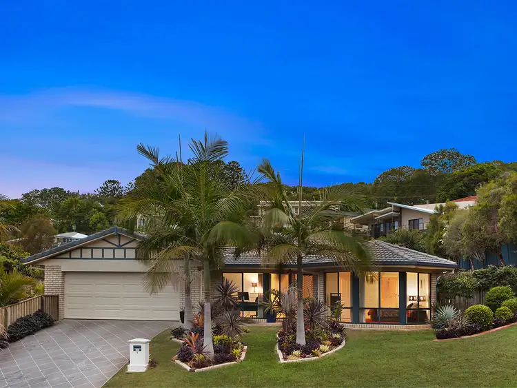 1 Buncrana Terrace, Banora Point NSW 2486