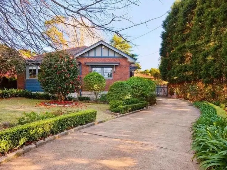 1 Cranbrook Avenue, Roseville NSW 2069