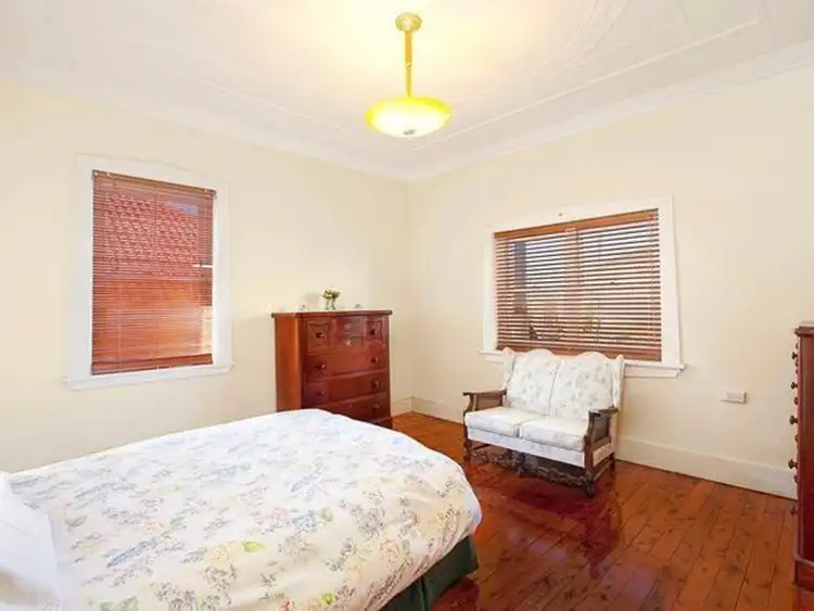 Fifth view of Homely house listing, 10 Edgecliffe Avenue, South Coogee NSW 2034