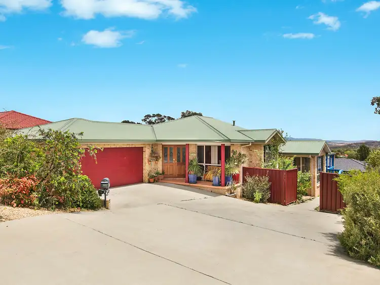 16 Kettlewell Crescent, Banks ACT 2906