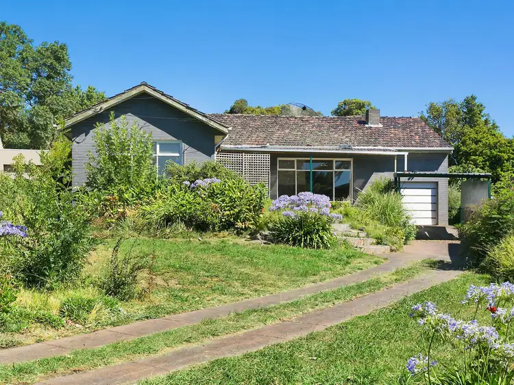 Second view of Homely house listing, 14 Judith Court, Mount Waverley VIC 3149