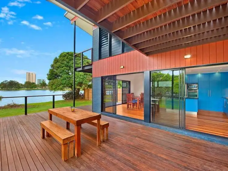 33 Tahiti Avenue, Palm Beach QLD 4221