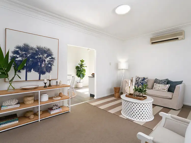 77 Hopewood Crescent, Fairy Meadow NSW 2519