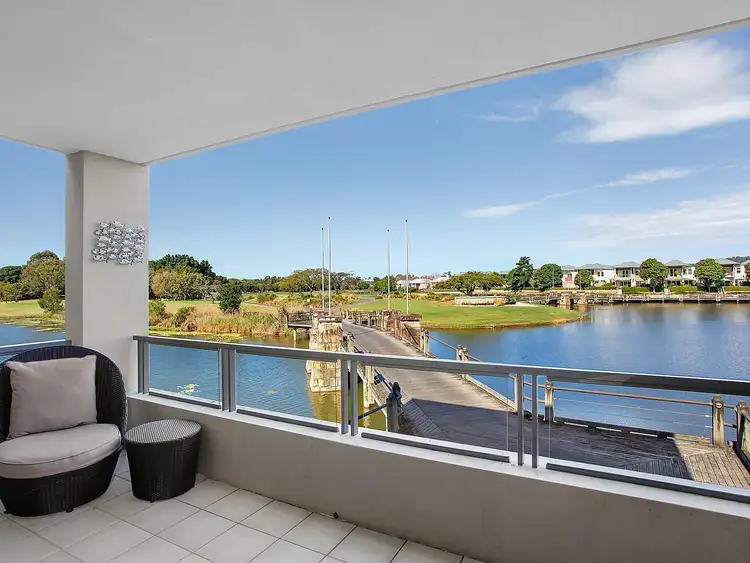 7/802 Glades Drive, Robina QLD 4226