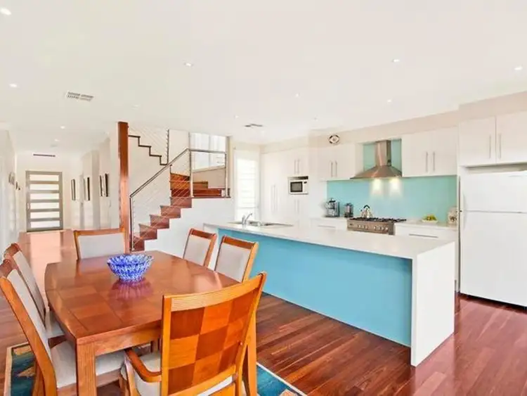 52 Cambridge Street, Umina Beach NSW 2257