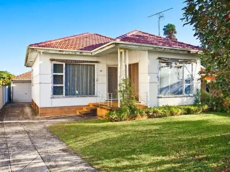 10 Bangalow Street, Ettalong Beach NSW 2257
