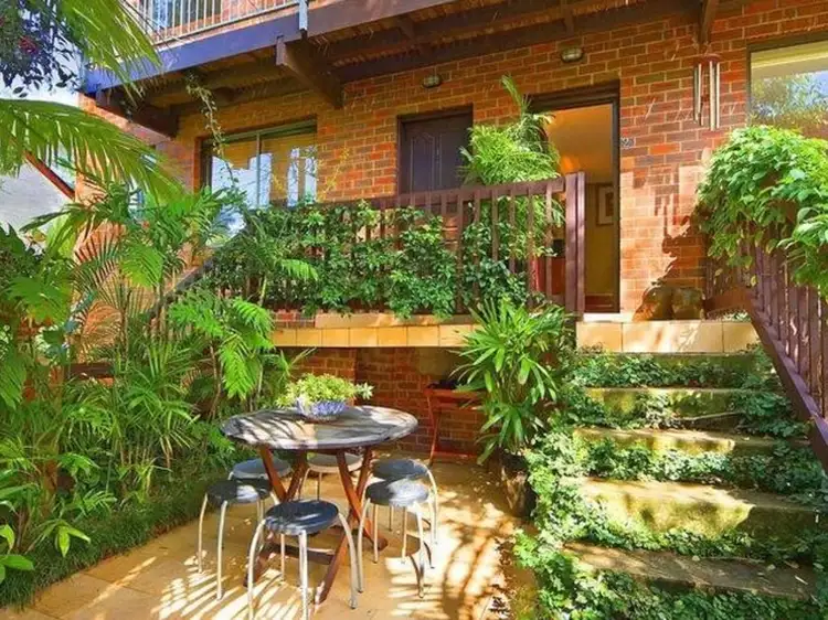 2/33 Flora Street, Erskineville NSW 2043