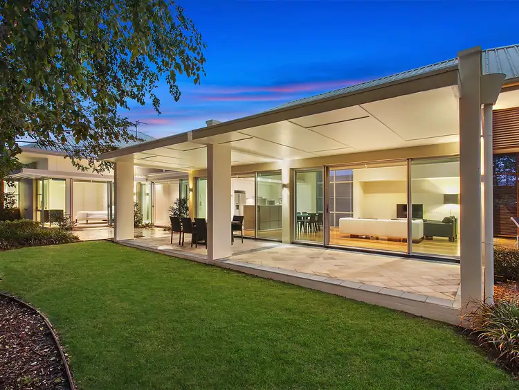 740 Peninsula Drive, Robina QLD 4226