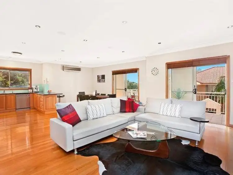 2/25 Woodlawn Avenue, Mangerton NSW 2500