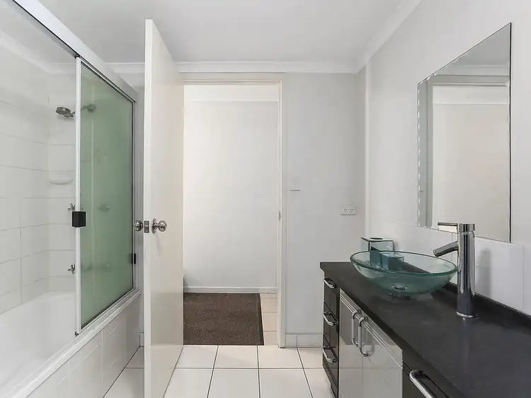 Sixth view of Homely apartment listing, 28/11 Manning Street, South Brisbane QLD 4101