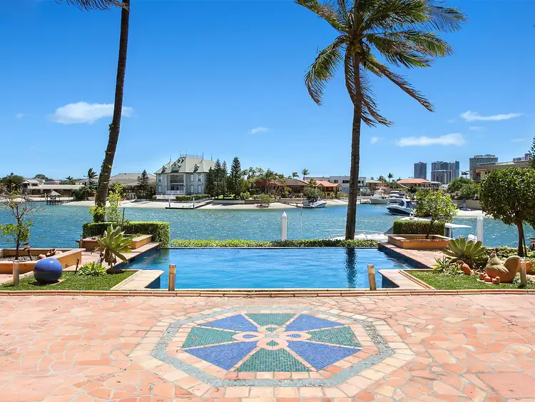 24 Neptune Court, Paradise Waters QLD 4217