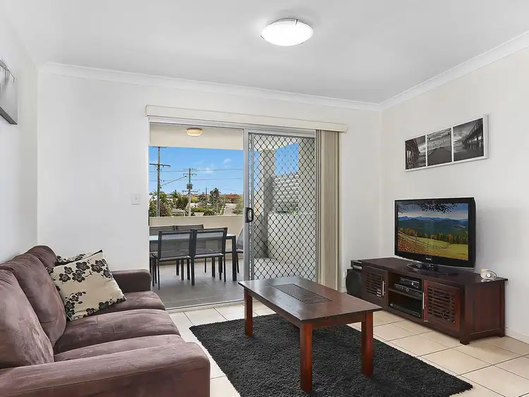Third view of Homely apartment listing, 6/298 Cavendish Road, Coorparoo QLD 4151