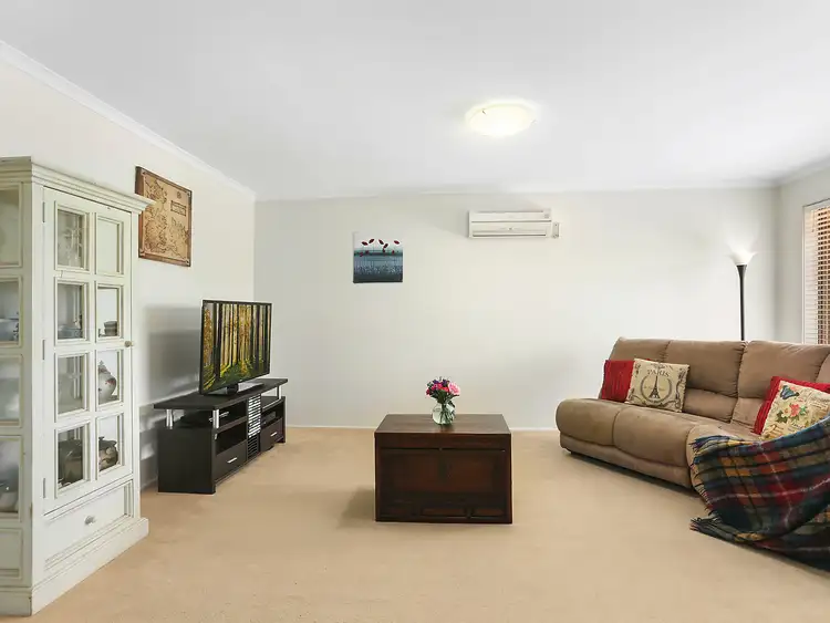 Fifth view of Homely house listing, 8 Piper Place, Springfield Lakes QLD 4300