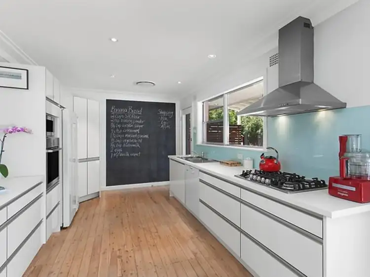 Second view of Homely house listing, 2 Lynbrae Avenue, Beecroft NSW 2119