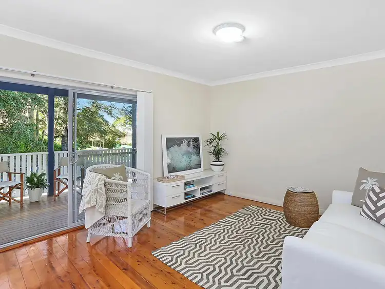 2/50 Robertson Street, Coniston NSW 2500