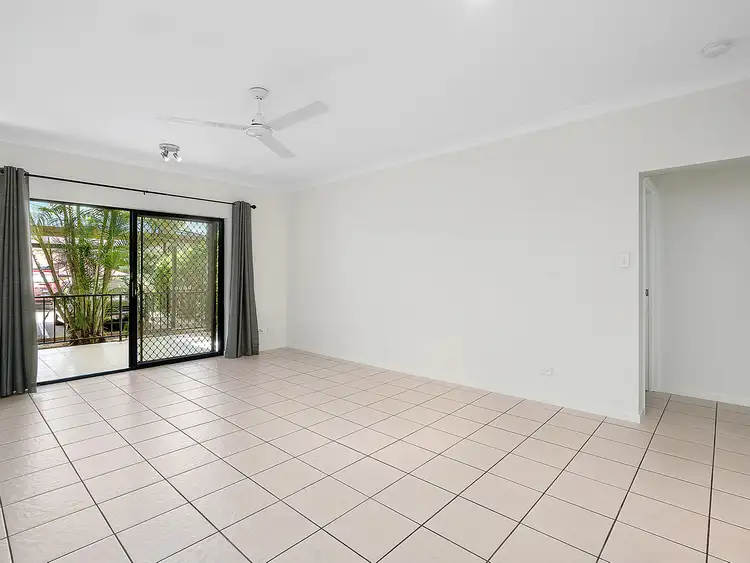 17/9 Stratford Parade, Stratford QLD 4870