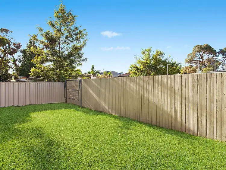 Fourth view of Homely house listing, 6 Erin Avenue, Berkeley Vale NSW 2261