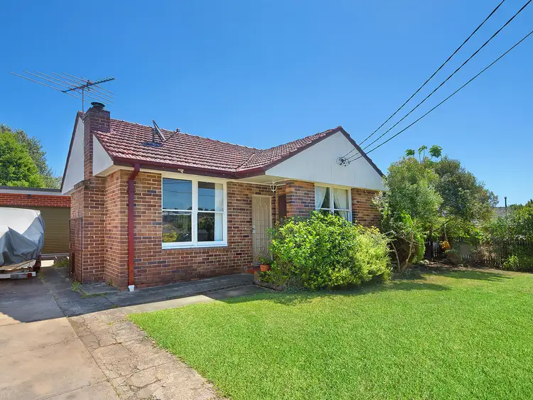 45 Jacques Avenue, Peakhurst NSW 2210