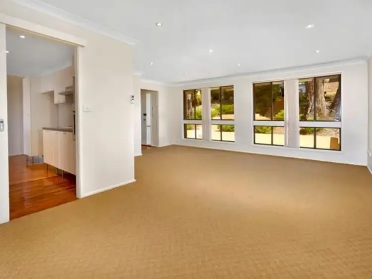 28 Mariner Road, Illawong NSW 2234