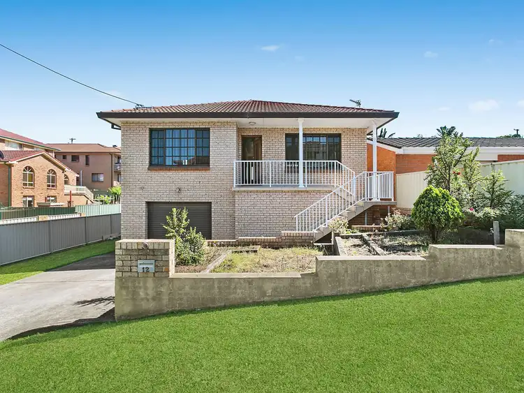 12 Clive Avenue, Warrawong NSW 2502