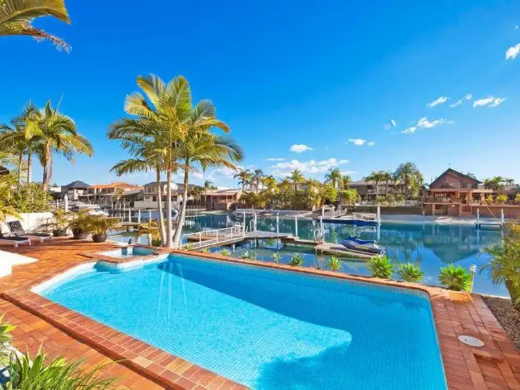 12 Buccaneer Court, Paradise Waters QLD 4217