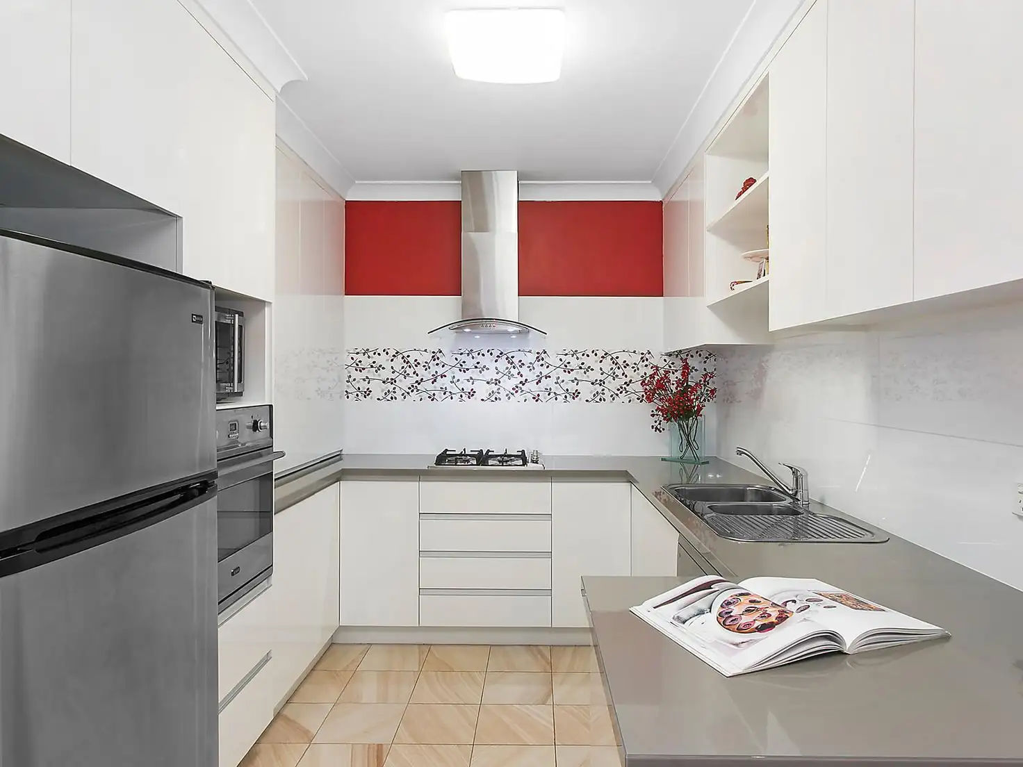 Main view of Homely townhouse listing, 10/13A Organs Road, Bulli NSW 2516