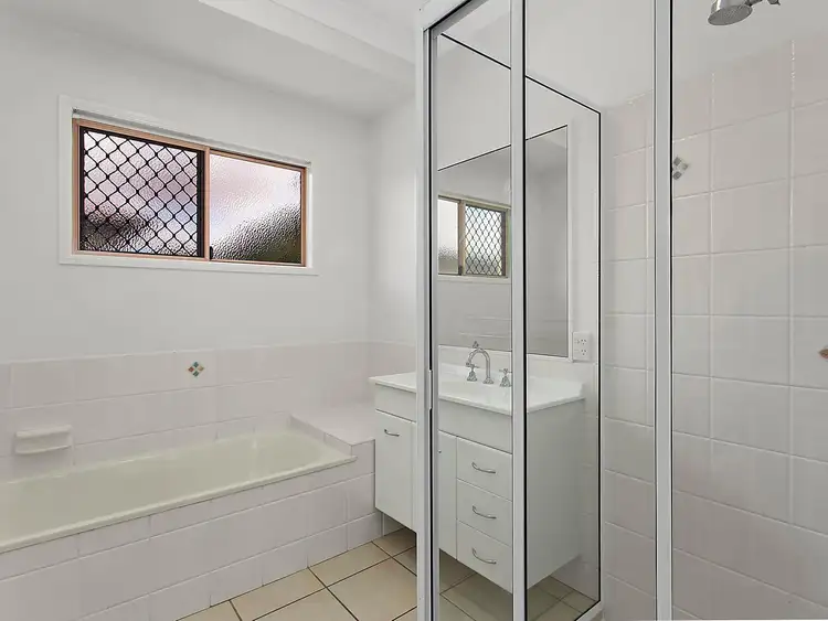 Fourth view of Homely house listing, 10 Moorhen Court, Douglas QLD 4814