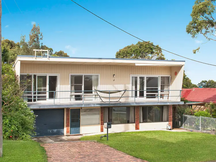 30 Hill Street, Belmont NSW 2280