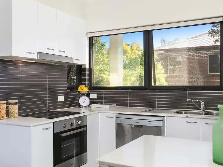 Fourth view of Homely unit listing, 1/5 Ivanhoe Street, Annerley QLD 4103