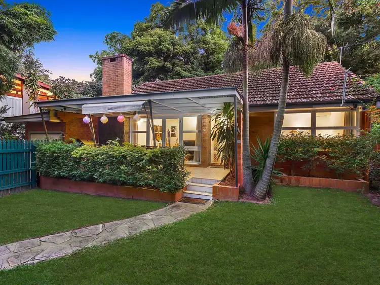 2 Emerson Street, Toowong QLD 4066