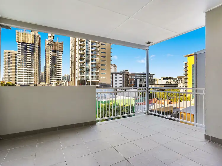37/11 Manning Street