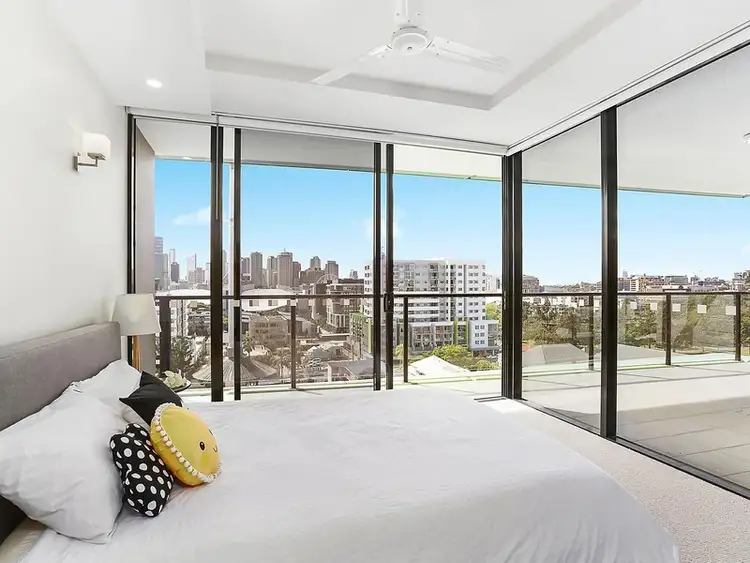 2098/9 Edmondstone Street, South Brisbane QLD 4101