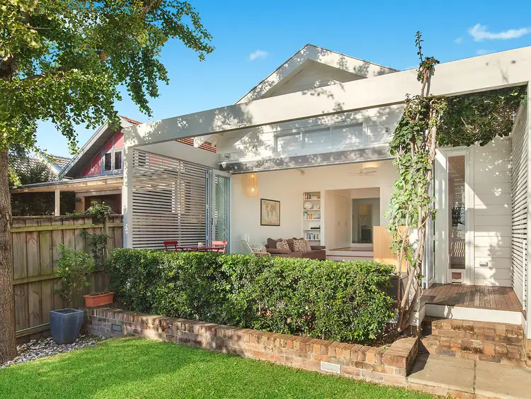 256 Lyons Road, Russell Lea NSW 2046