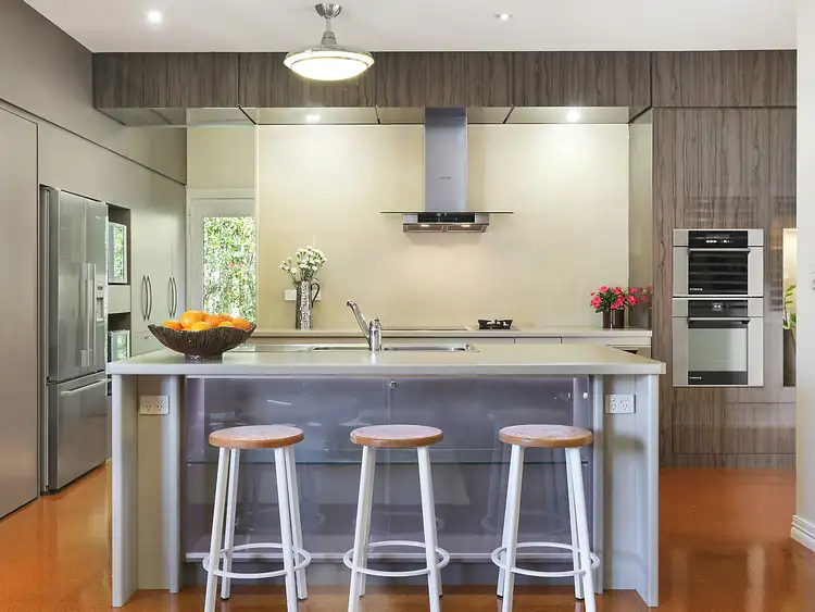 Second view of Homely house listing, 10 Forbes Street, Hawthorne QLD 4171